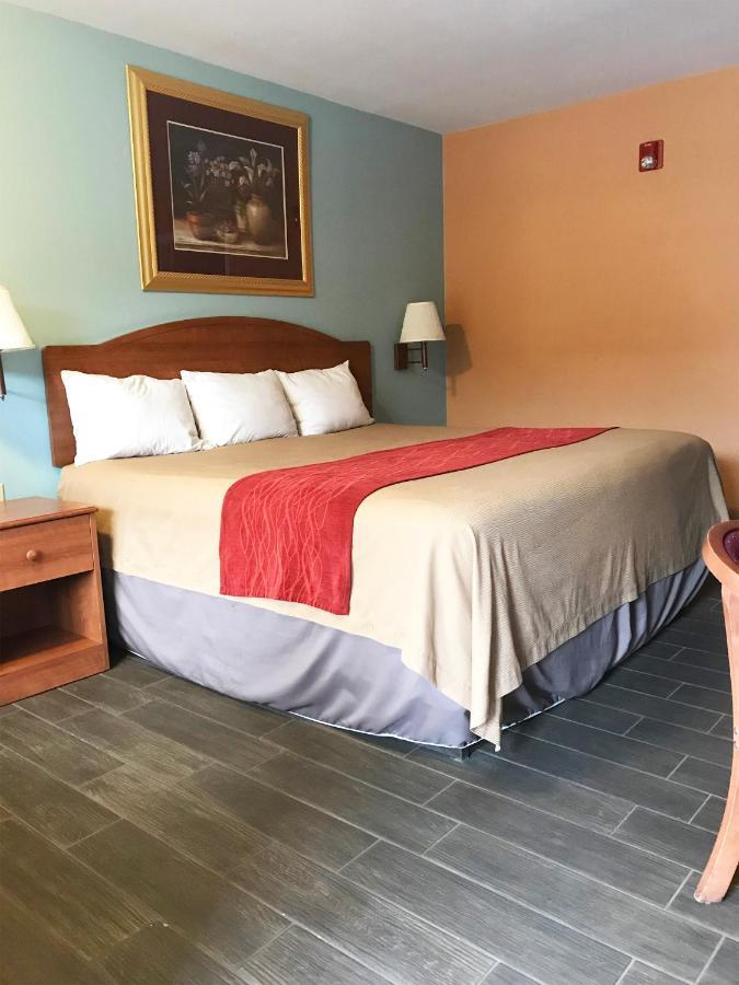 Hotel Econo & 2*