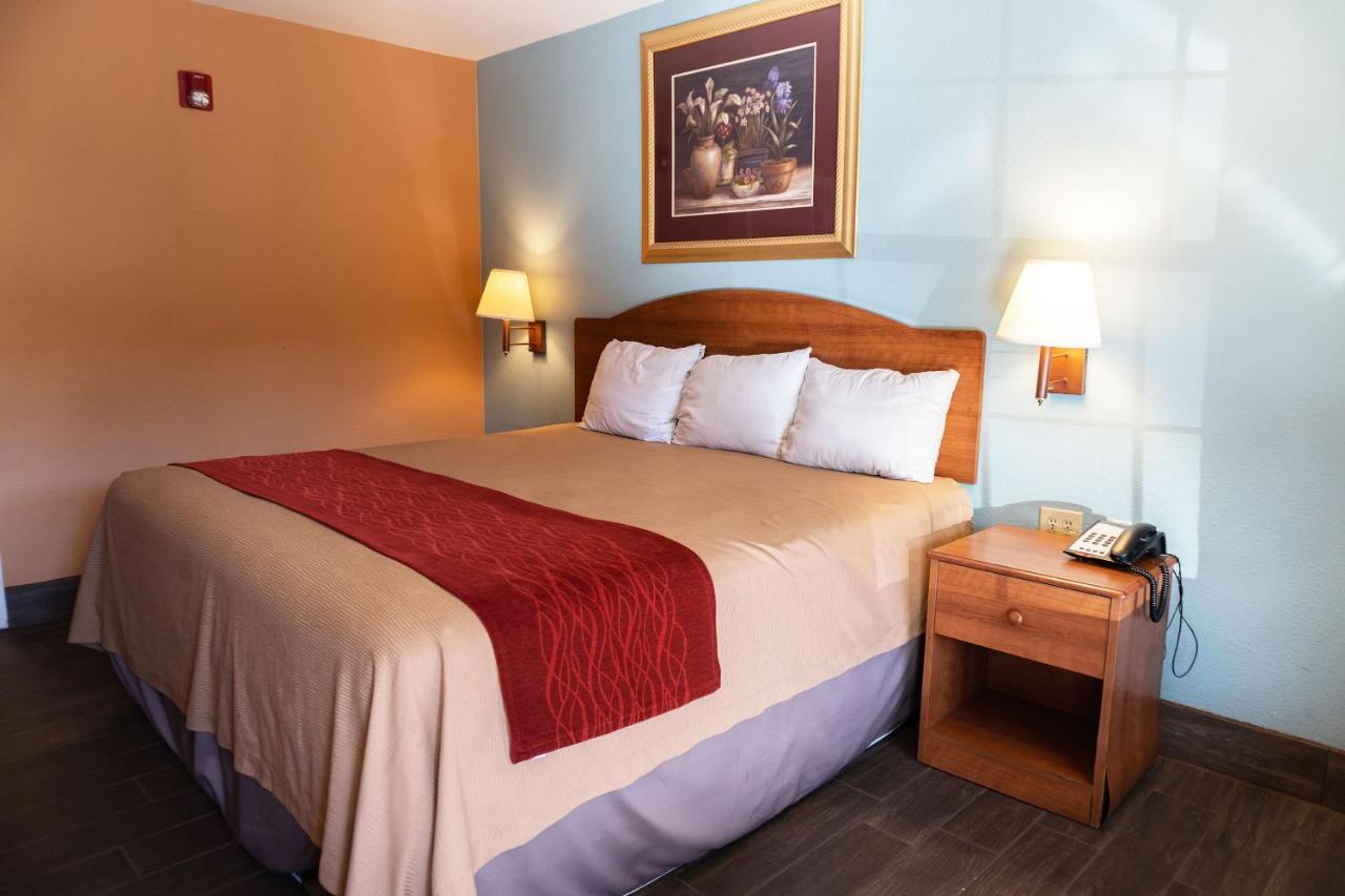 Sky-palace Inn&suites Hotel 2*