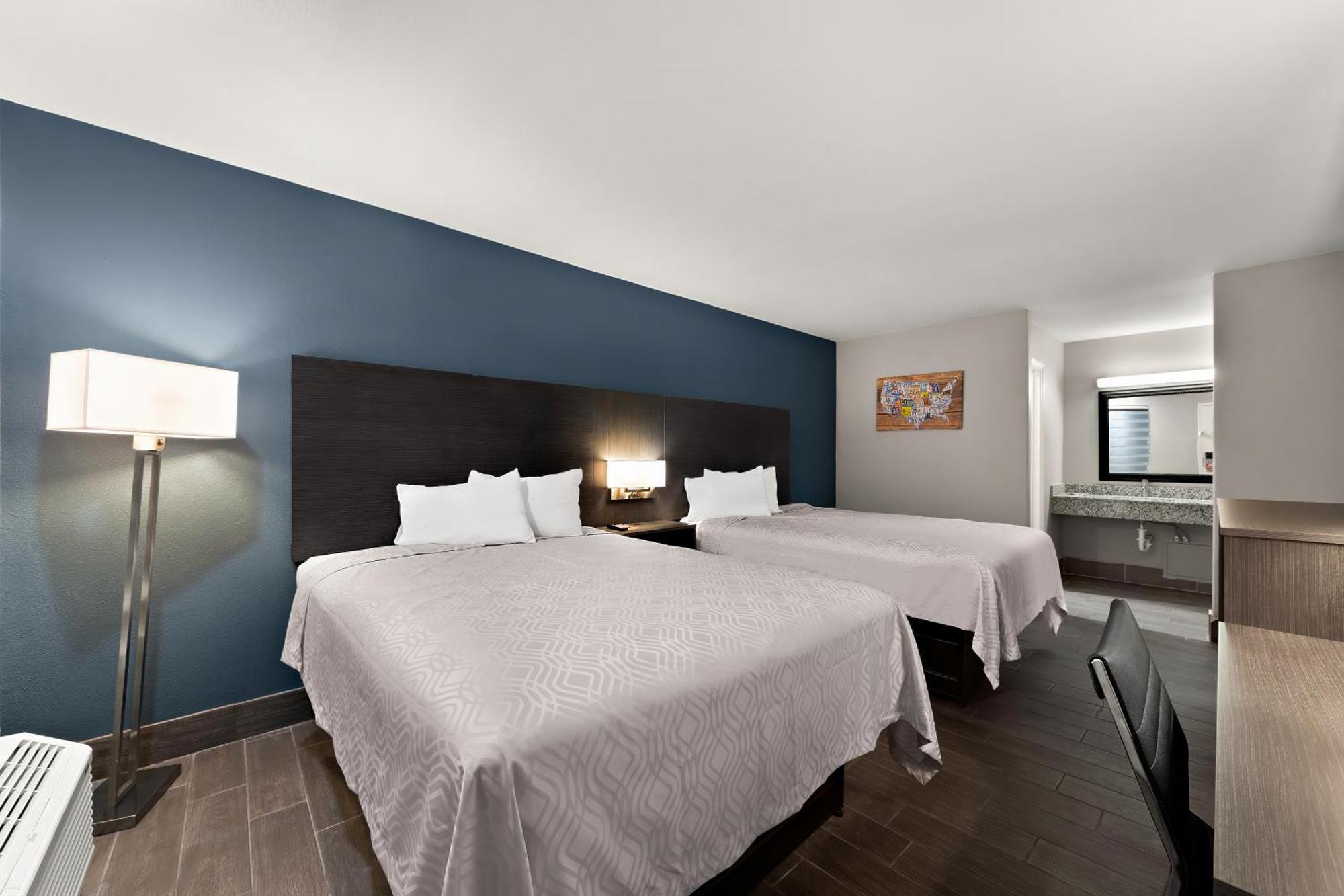 Hotel Sky-palace Inn&suites 2*